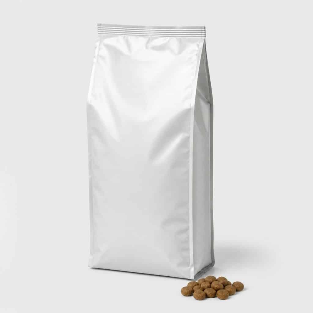 Sac de croquettes grand format pour chat de grande race